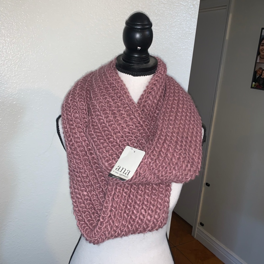 scarf - Picture 2 of 4